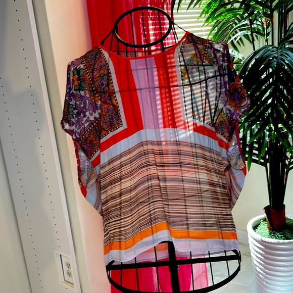 CLOVER CANYON TOP - Picture 1 of 10